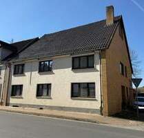 Einfamilienhaus mit großem Grundstück, Garage und viel Potenzial - Brakel Erkeln