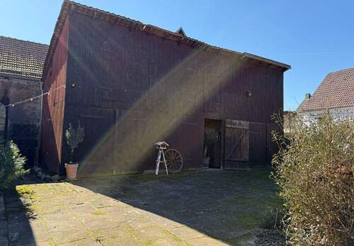 Stallgebäude - Einfamilienhaus mit 140,00 m&sup2; in Brakel zum Kaufen