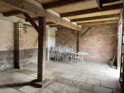 Scheune innen - 