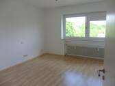 17-Kind-Arbeit-Gast-Zimmer.JPG - 