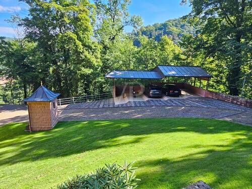 Carport - 