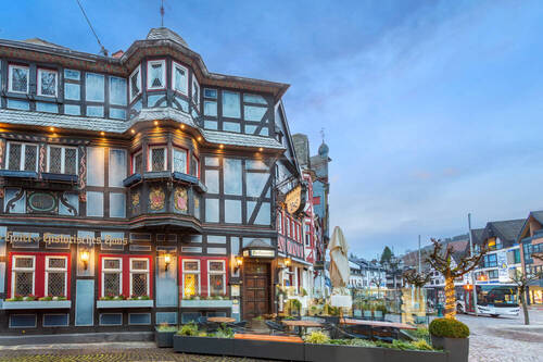 Hotel zur Blauen Ecke - 4 Zimmer Hotel, Pension, Gasthof in Adenau