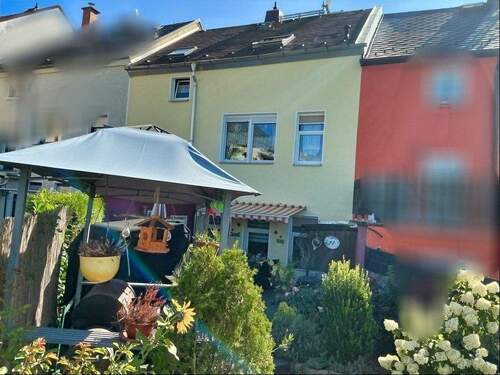 Garten - 5 Zimmer Reihenmittelhaus zum Kaufen in Oelsnitz