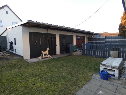 Nebengebäude - Mehrfamilienhaus, Wohnhaus mit 136,00 m² in Weiherhammer zum Kaufen