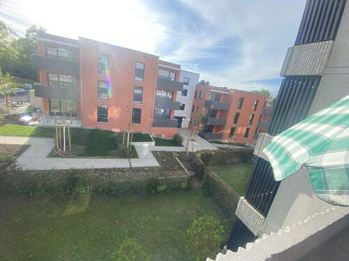 Sicht aus Balkon - 3 Zimmer Etagenwohnung zum Kaufen in Sindelfingen