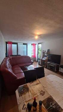 Wohnzimmer Bild 1 - 3 Zimmer Etagenwohnung in Sindelfingen