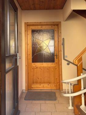 EG_Haus- und Wohnungstür - 6 Zimmer Mehrfamilienhaus, Wohnhaus zum Kaufen in Mühlacker