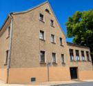 Seitenansicht mit Gewerblichen Anbau & Dachterrasse.png - 6 Zimmer Einfamilienhaus in Meerane