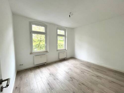Wohnzimmer - 3 Zimmer Etagenwohnung in Limbach-Oberfrohna