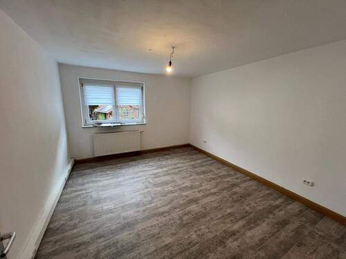 Zimmer - 5 Zimmer Einfamilienhaus in Bruck in der Oberpfalz