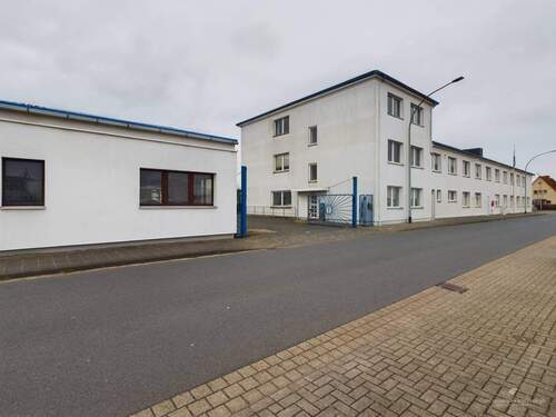 Aussen 1 - Büro zur Miete in Bremerhaven