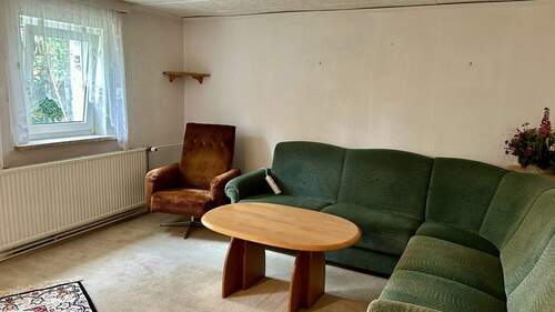 Wohnzimmer im Erdgeschoss - 