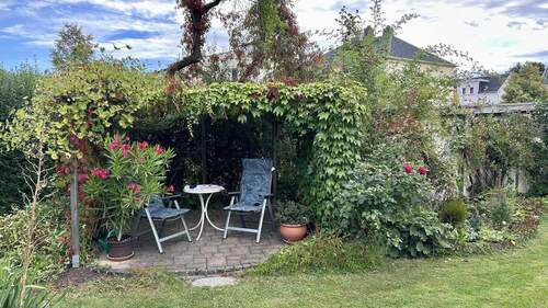 Gartenbereich / Sitzecke - 