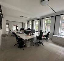 Helles Büro in ehemaliger Apotheke - Toplage Kreuzberg, 1 Min zur U-Bahn - Berlin