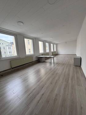 Büroeeinheit - Modernes Büro mit ausgezeichneter Anbindung in Gera Innenstadt