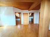 gut geschnittenes Wohn-/Esszimmer - 