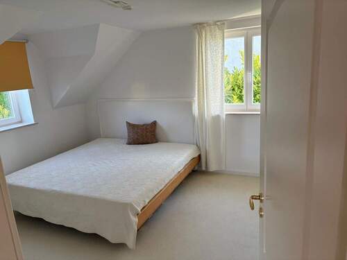 Schlafzimmer 1 OG - 