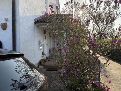 Eingang - 5 Zimmer Einfamilienhaus in Königswinter