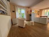 Blick ins Wohnzimmer - 