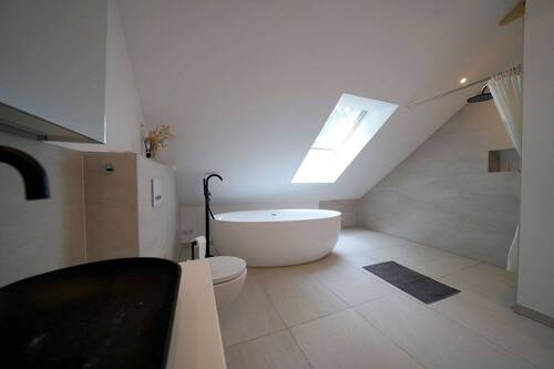 und Dusche - 