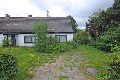 Front2 - Bestlage in Hamburg Bramfeld, großes Baugrundstück für eine Doppelhaushälfte mit 2 Einheiten!