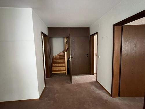 2fe7eeee-a7b6-4d76-a9ae-7e41ff588b95.jfif - 