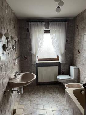 caee15f7-ebf9-45f9-be90-af4430de46e3.jfif - 