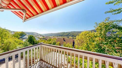 Aussicht aufs Tal - 7 Zimmer Einfamilienhaus in Gemünden am Main
