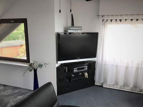 Wohnzimmer - 2 Zimmer Etagenwohnung zur Miete in Kusterdingen