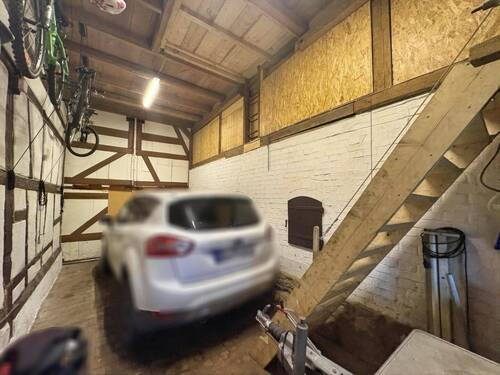Erste Garage - 