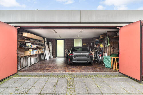 Garage - 
