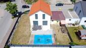 Garten mit Pool.jpg - 4 Zimmer Einfamilienhaus zum Kaufen in Garching an der Alz