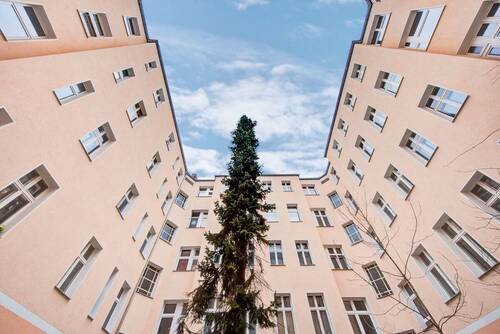 Innenhof - Etagenwohnung mit 83,80 m&sup2; in Berlin zum Kaufen