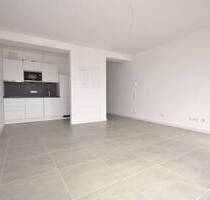 - PROVISIONSFREIE SOFORT VERFÜGBARE - 1-Zimmer-Etagenwohnung in Frankfurt - Frankfurt am Main
