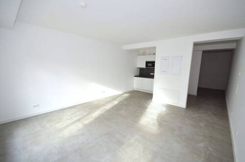 Küche / Wohn- und Schlafzimmer - Etagenwohnung mit 44,60 m² in Frankfurt am Main zum Kaufen
