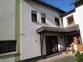 Eingangsbereich - 6 Zimmer Mehrfamilienhaus, Wohnhaus zum Kaufen in Dierdorf / Giershofen