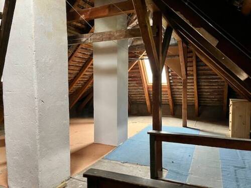 Dachboden für Wohnung im OG - 