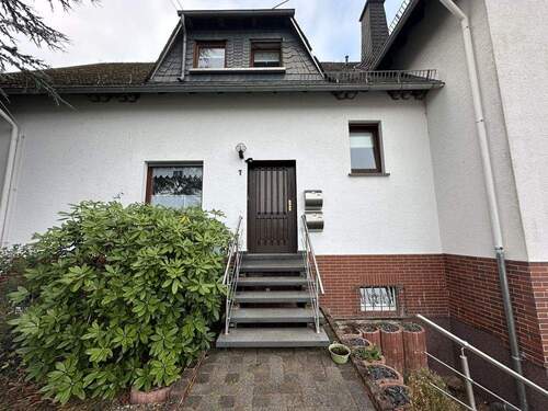Eingangsbereich - Mehrfamilienhaus, Wohnhaus mit 240,00 m² in Freilingen zum Kaufen