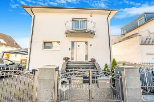 Hausansicht - Exklusives Architektenhaus mit Einliegerwohnung & hochwertiger Ausstattung in Griesheim