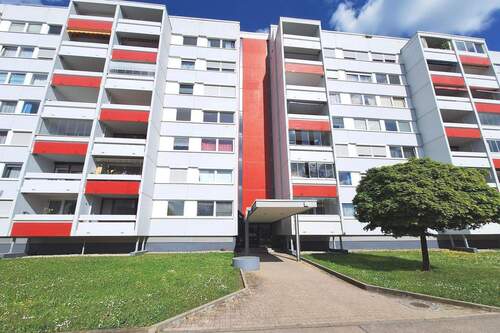 Ansicht - Gut geschnittene 2 ½-Zimmer-DG-Wohnung ohne Schrägen!