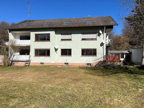 Gartenansicht - Mehrfamilienhaus, Wohnhaus zum Kaufen in Jossgrund-Pfaffenhausen
