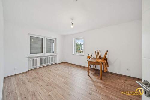 Wohnzimmer - 3 Zimmer Etagenwohnung zum Kaufen in Abensberg