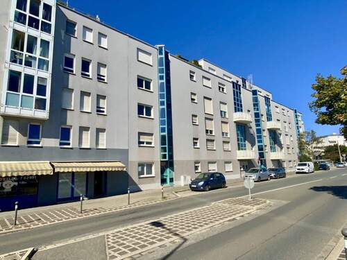 Blick aus der Nachbarschaft - 3 Zimmer Etagenwohnung zum Kaufen in Nürnberg