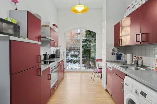 Küche mit Sitzecke - Etagenwohnung mit 53,50 m&sup2; in Potsdam zum Kaufen