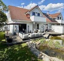 Charmantes norwegisches Holzhaus mit Schwimmteich und traumhaftem Naturgarten - Gerolsbach Singenbach