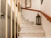 Bild 8 Treppe zum Obergeschoss - 