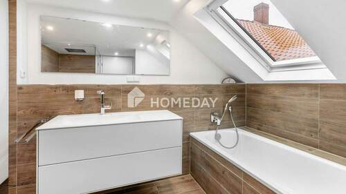 1. OG Badezimmer 1 - 