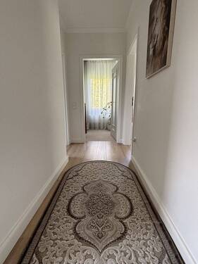 Flur 1 OG - 
