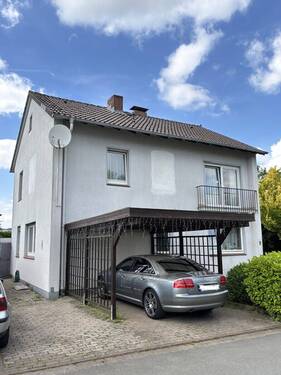 Haus & Carport - 