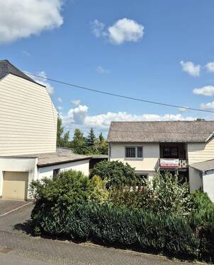 Straßenansicht Schulstraße - 